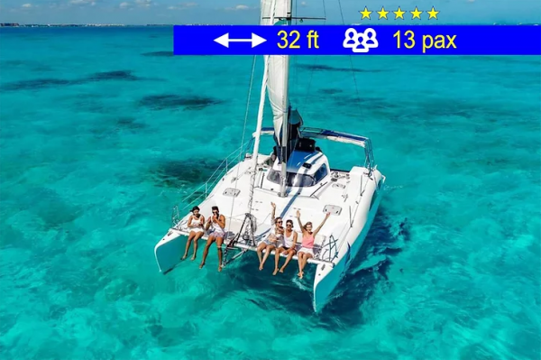 Catamaran for Small Groups Cancun 32 ft / 13 pax
