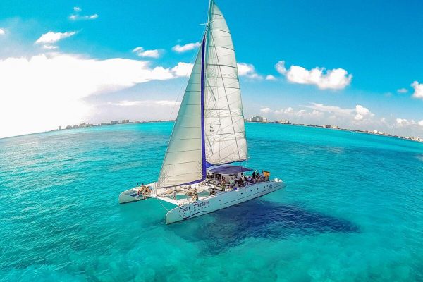 Catamaran Mega Tours Cancún 75 ft / 100 pax - Image 4
