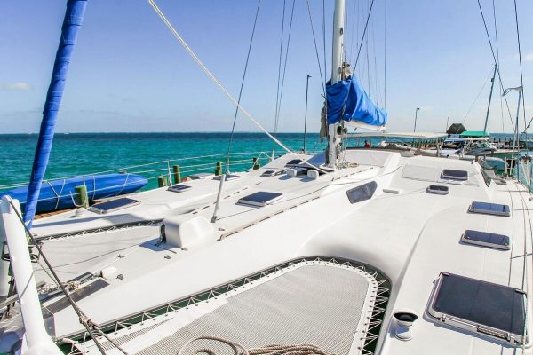 Catamaran Tours Group Max Cancun 50 ft / 45 pax - Image 5